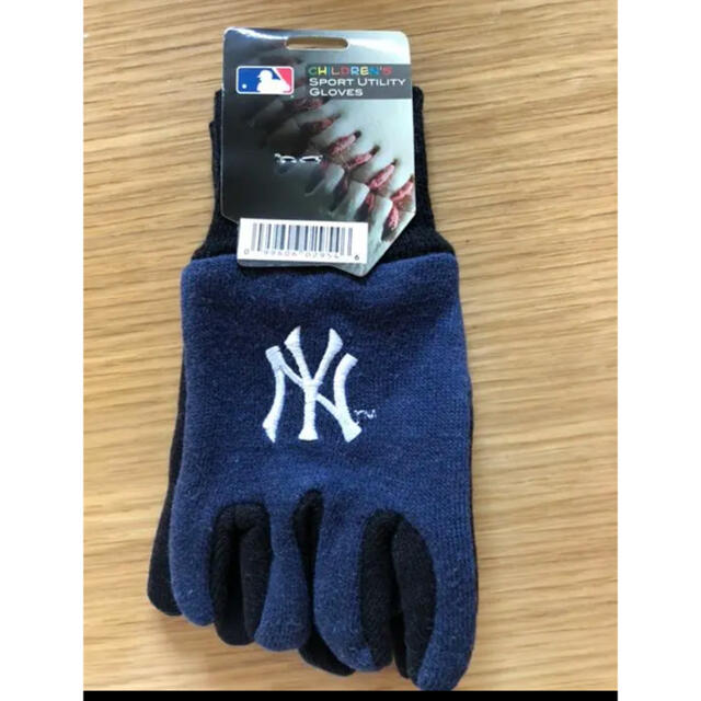 ニューヨークヤンキース　kids 手袋　グローブ キッズ/ベビー/マタニティのこども用ファッション小物(手袋)の商品写真