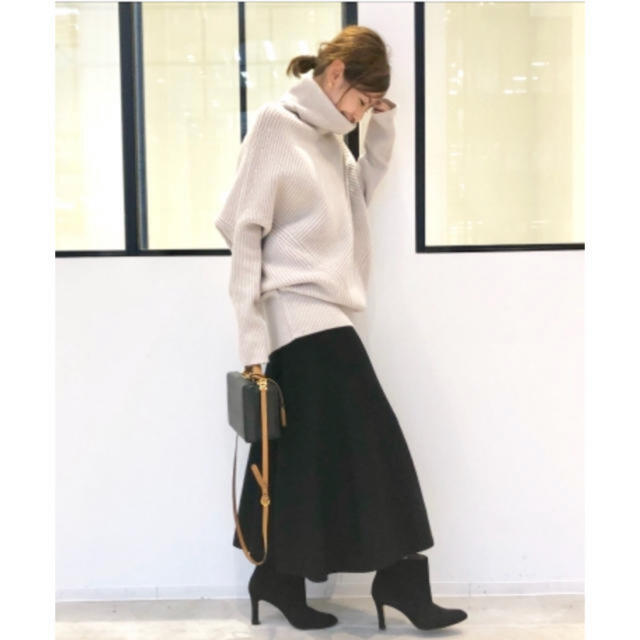 アパルトモン MANOLO BLAHNIK ショートブーツ マノログラニク