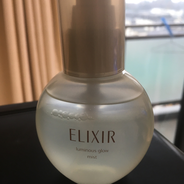 ELIXIR(エリクシール)のELXIRつや玉ミスト コスメ/美容のスキンケア/基礎化粧品(美容液)の商品写真