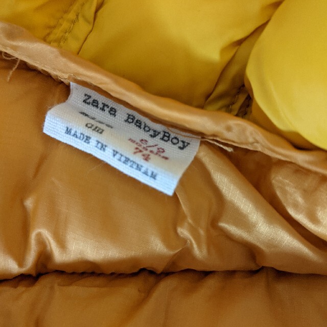 ZARA KIDS(ザラキッズ)のZARAザラベビー　ダウンベスト キッズ/ベビー/マタニティのベビー服(~85cm)(ジャケット/コート)の商品写真
