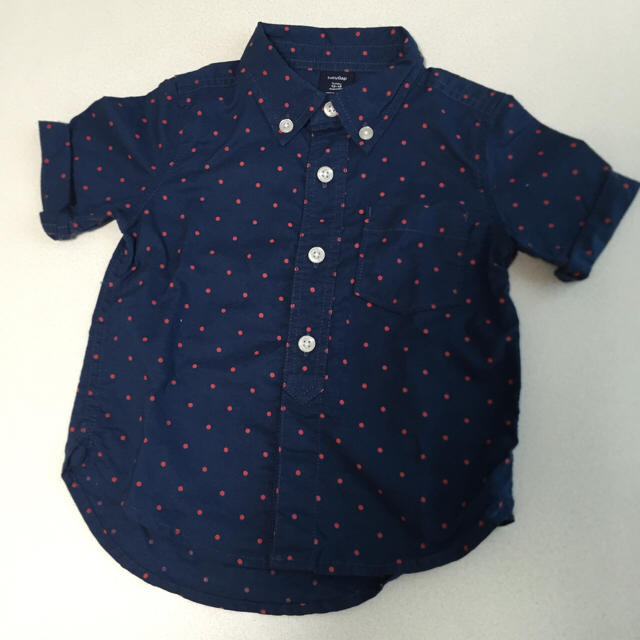 babyGAP(ベビーギャップ)のbabyGAP 半袖 シャツ ネイビー キッズ/ベビー/マタニティのキッズ服男の子用(90cm~)(Tシャツ/カットソー)の商品写真