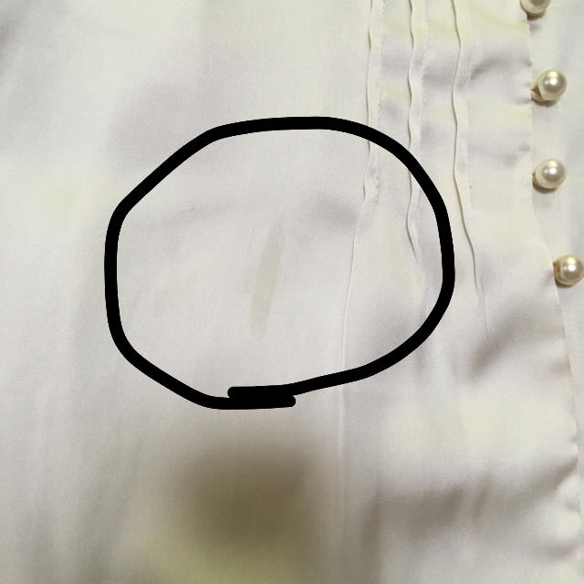 F i.n.t(フィント)のサイドリボンブラウス レディースのトップス(シャツ/ブラウス(半袖/袖なし))の商品写真