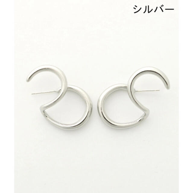 ANAP(アナップ)のANAP ダブルリング風ピアス レディースのアクセサリー(ピアス)の商品写真