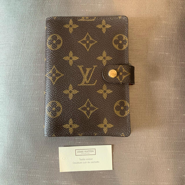 VUITTON　手帳　未使用