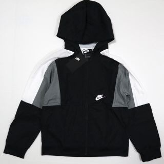 ナイキ(NIKE)の新品 150㎝　NIKE ナイキ キッズ ウィンドブレーカー ジャケット(ジャケット/上着)