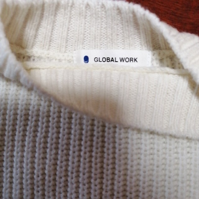 GLOBAL WORK(グローバルワーク)の白　ニット　グローバルワーク110～120 キッズ/ベビー/マタニティのキッズ服女の子用(90cm~)(ニット)の商品写真