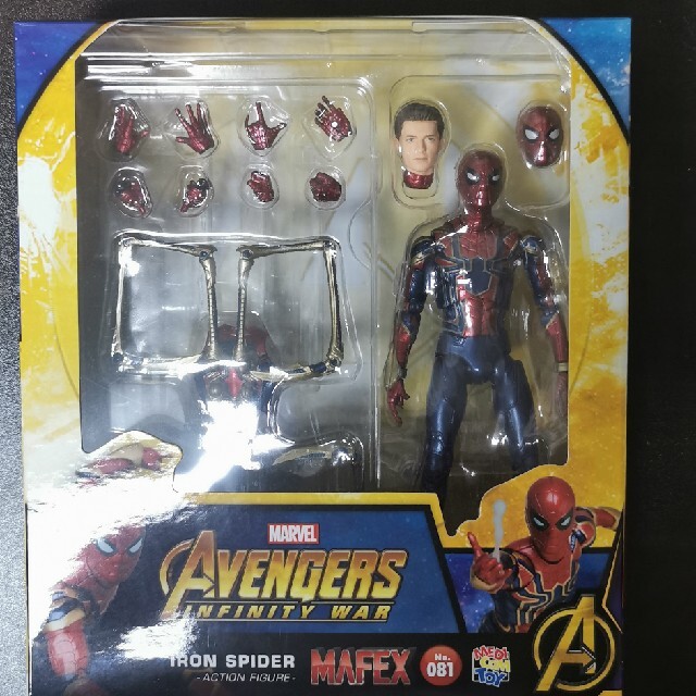 MAFEX　アベンジャーズ　アイアンスパイダー