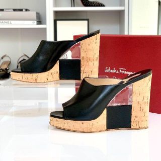 大得価正規品 Salvatore Ferragamo - 2036 美品 フェラガモ レザー