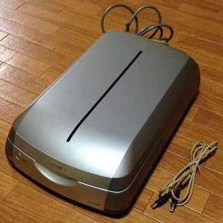 エプソン(EPSON)のEPSON スキャナー GT-X800 A4カラー 動作品(PC周辺機器)