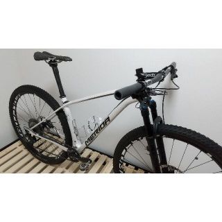 メリダ(MERIDA)のメリダ　BIGNINE7000  29er(自転車本体)