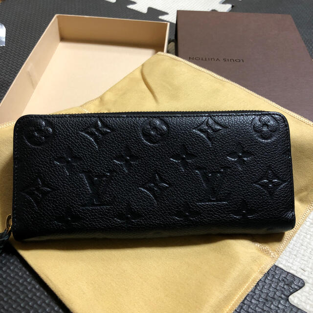 LOUIS VUITTON(ルイヴィトン)のルイヴィトン　アンプラント‼️値下げします‼️ レディースのファッション小物(財布)の商品写真