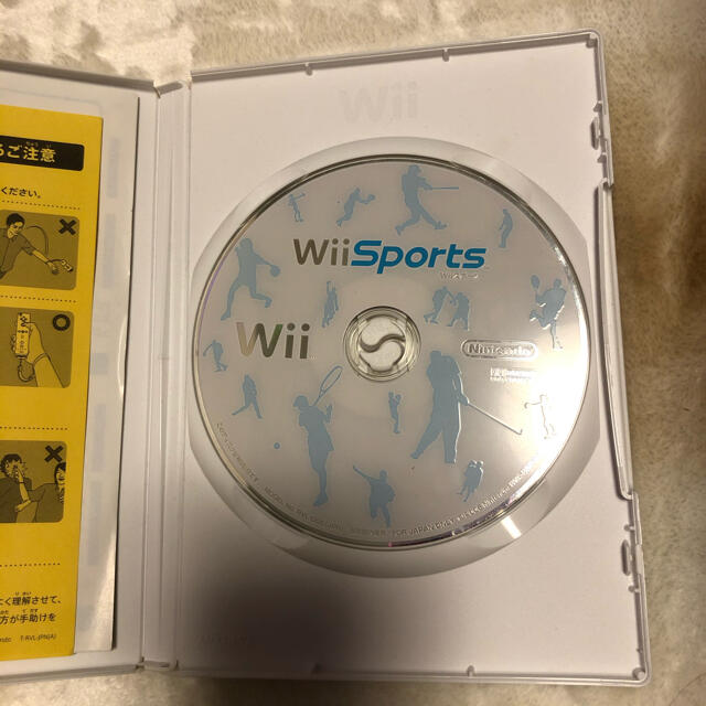 任天堂(ニンテンドウ)の美品 任天堂 Wii WiiSports ゲームソフト ゲームカセット エンタメ/ホビーのゲームソフト/ゲーム機本体(家庭用ゲームソフト)の商品写真