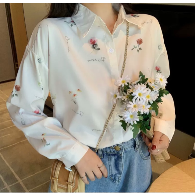 レディース　トップス　シャツブラウス　花柄プリント　可愛い　韓国　春コーデ