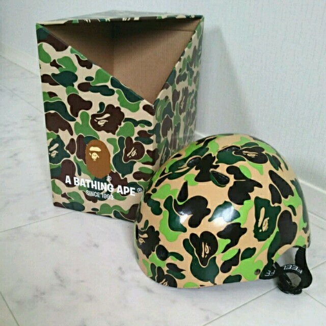 A BATHING APE(アベイシングエイプ)のLeo様専用です☆アベイシング エイプ キッズヘルメット  キッズ/ベビー/マタニティのキッズ/ベビー/マタニティ その他(その他)の商品写真