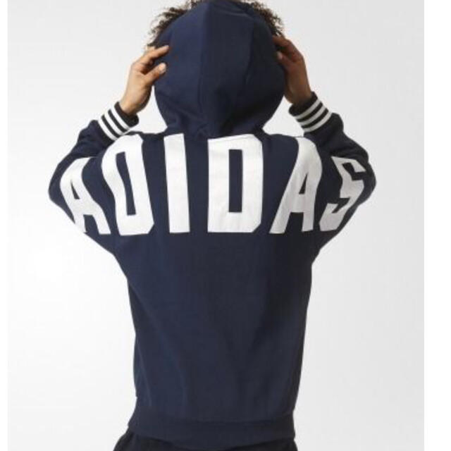 adidas(アディダス)の日本未入荷　アディダス デカロゴフーディー レディースのトップス(パーカー)の商品写真