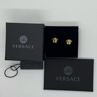 ヴェルサーチ(VERSACE)のVERSACE ゴールド メドゥーサ スタッド ピアス(ピアス(両耳用))