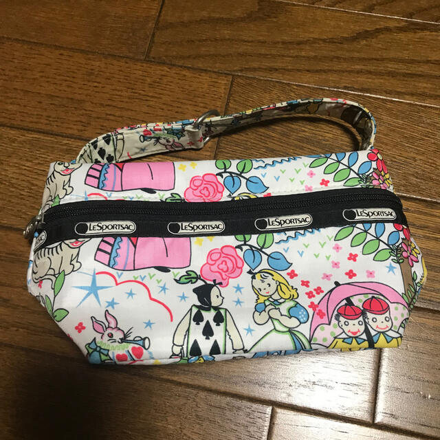 LeSportsac(レスポートサック)のレスポートサック　ポーチ【値下げ中】 レディースのファッション小物(ポーチ)の商品写真