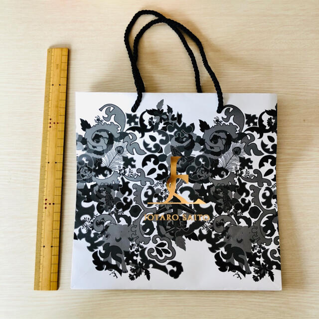 JOTARO SAITO(ジョウタロウサイトウ)の【新品】『JOTARO SAITO』冬季限定ショッピングバッグ レディースのバッグ(ショップ袋)の商品写真