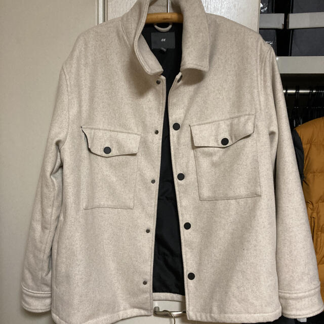 H&M(エイチアンドエム)のジャケット　シャツ　h&m エイチアンドエム　アウター　トップス メンズのトップス(シャツ)の商品写真