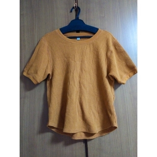 ユニクロ(UNIQLO)のUNIQLO ワッフルクルーネックT（半袖) ブラウン(Tシャツ(半袖/袖なし))