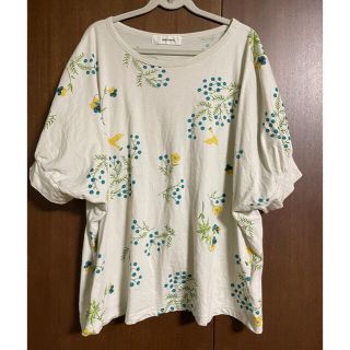 SUPER HAKKA - 【にしにし様専用】スーパーハッカ 花柄 Tシャツ 3400