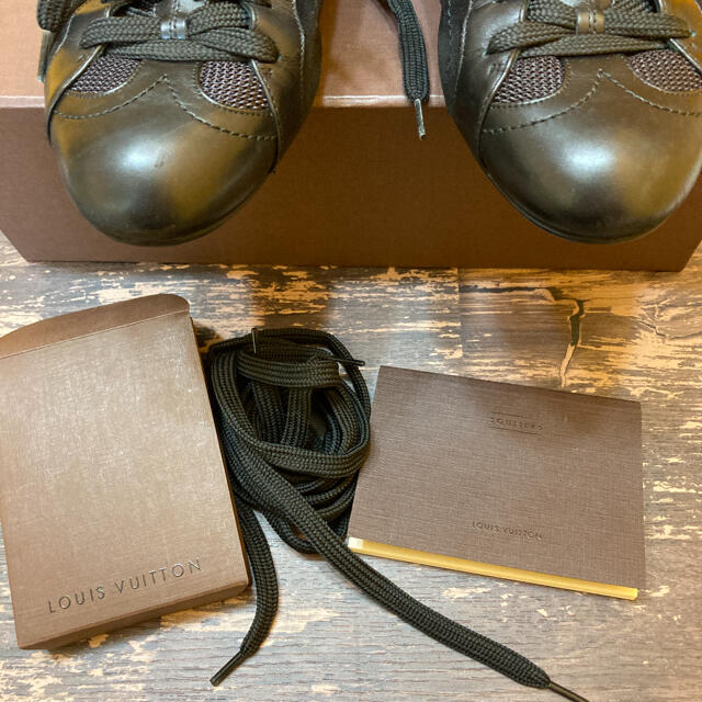 LOUIS VUITTON(ルイヴィトン)のルイ　ヴィトン　レザー×スエードシューズ　23.5センチ レディースの靴/シューズ(スニーカー)の商品写真