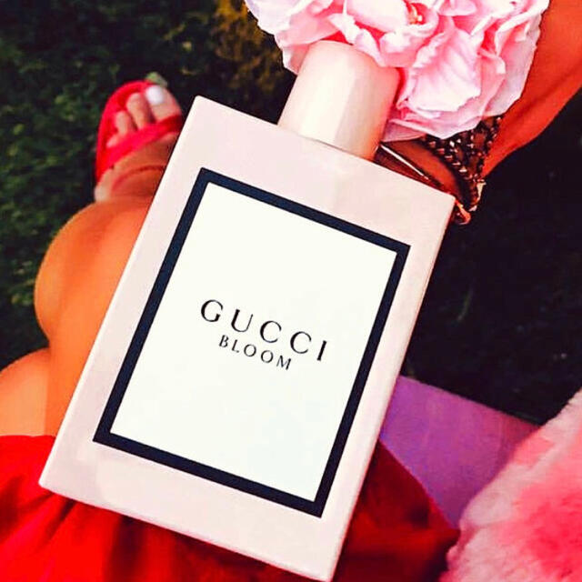 Gucci(グッチ)の【un3dさん専用】GUCCI ブルーム オードバルファム 100ml コスメ/美容の香水(香水(女性用))の商品写真