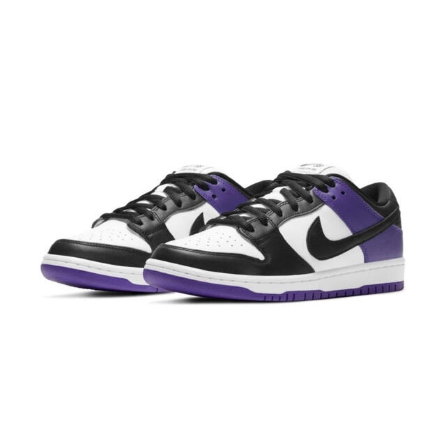 NIKE(ナイキ)のNIKE SB DUNK LOW PRO "Court Purple" メンズの靴/シューズ(スニーカー)の商品写真