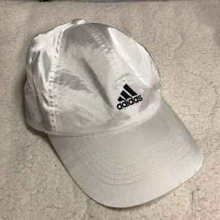 アディダス(adidas)のadidas キャップ アディダス 白キャップ(キャップ)