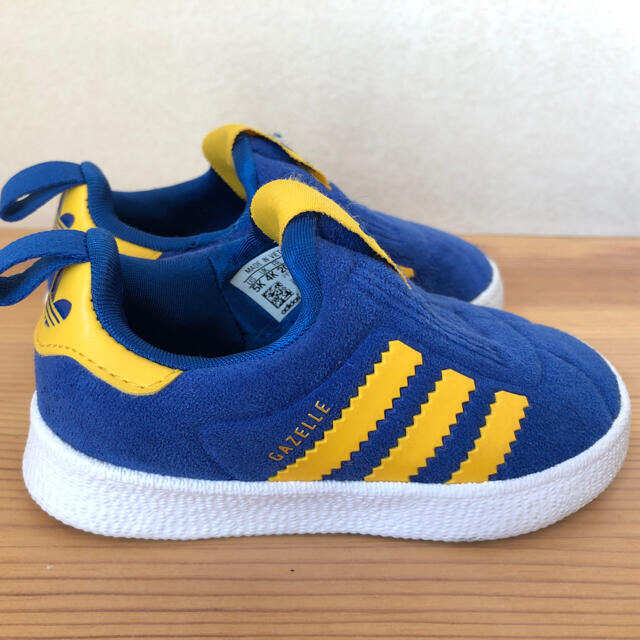 adidas(アディダス)のadidas キッズ　スニーカー　14㎝ キッズ/ベビー/マタニティのベビー靴/シューズ(~14cm)(スニーカー)の商品写真