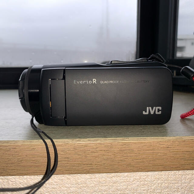 KENWOOD(ケンウッド)のJVC ビデオカメラ Everio R  GZ-RX670-B 【保証付】 スマホ/家電/カメラのカメラ(ビデオカメラ)の商品写真