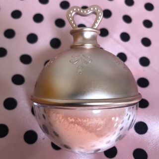 レメルヴェイユーズラデュレ(Les Merveilleuses LADUREE)の【新品】レ・メルヴェイユーズ ラデュレ　パウダーチークカラー03(チーク)