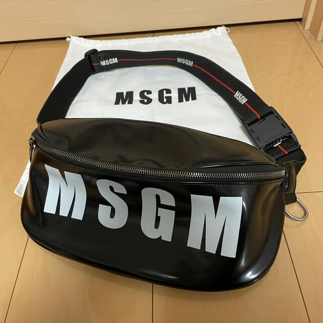 MSGM ボディバッグ　ブラック　美品