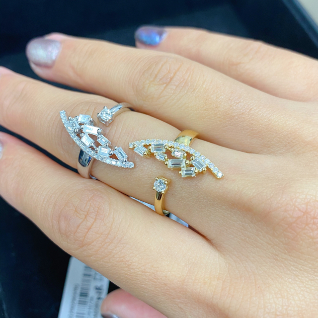 K18ダイヤモンドリング・ムーンライト0.694ct-