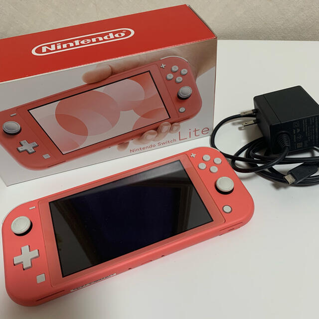 【週末限定お値下げ】☆美品☆Nintendo Switch Lite コーラル