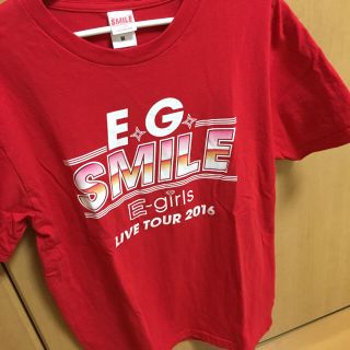 トゥエンティーフォーカラッツ(24karats)のE.G.SMILE Tシャツ(女性タレント)