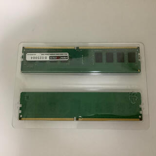 週末価格300円引き　DDR4 8GB×2枚2400MHz(PCパーツ)