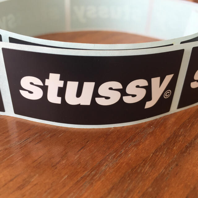 STUSSY(ステューシー)の【非売品 】6枚セット　公式ステューシー ステッカー メンズのファッション小物(その他)の商品写真