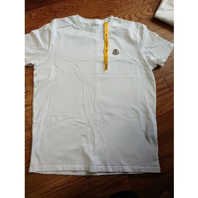 値下げMONCLER   Tシャツ