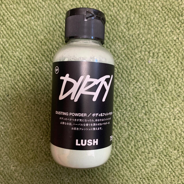 LUSH(ラッシュ)のLUSH ダーティデオ コスメ/美容のボディケア(ボディパウダー)の商品写真