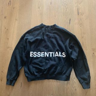 エッセンシャルデザイン(ESSENTIAL DESIGNS)のFear of God essentials crew neck サイズs(スウェット)