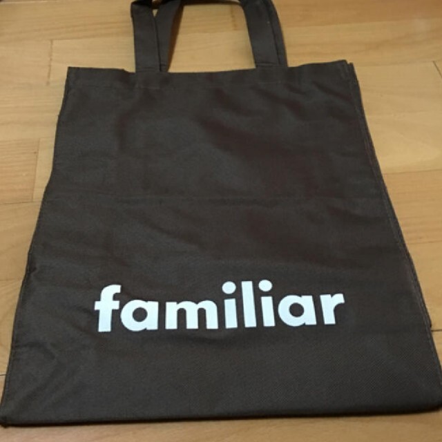 familiar(ファミリア)の【しょーん様専用】familiar  限定 トートバッグ  ノベルティ キッズ/ベビー/マタニティのこども用バッグ(トートバッグ)の商品写真