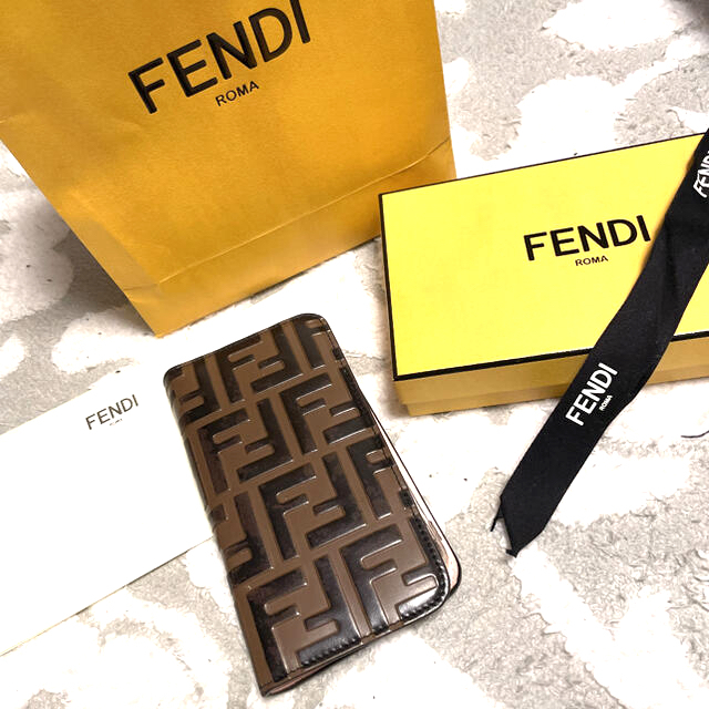 ズッカ柄最終値下げ！FENDI iPhonex.xsケース