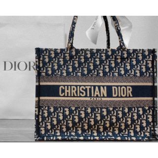 ディオール(Dior)のyun0625様専用Dior トートバッグ　ブックトートスモール(トートバッグ)