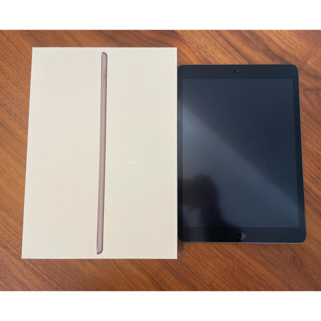 iPad 第七世代 32GB スペースグレイ WiFiモデルPC/タブレット