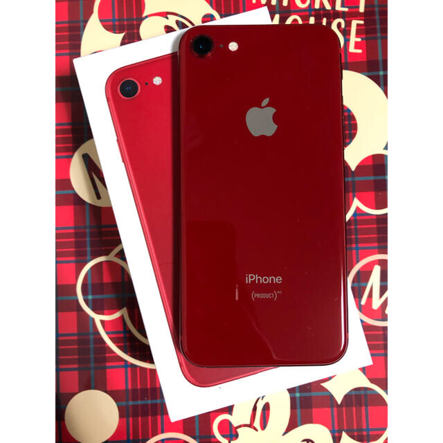 Apple(アップル)の【docomo】iphone8 product red 64GB 赤 スマホ/家電/カメラのスマートフォン/携帯電話(スマートフォン本体)の商品写真