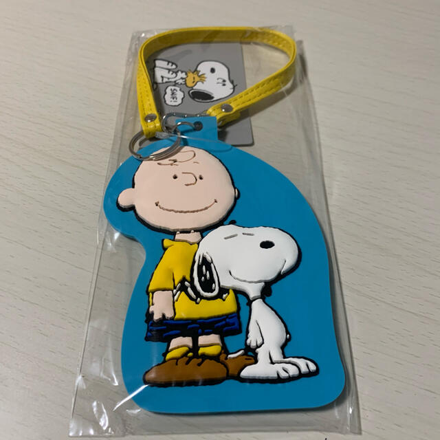 PEANUTS(ピーナッツ)のPEANUTS スヌーピー 定期入れ パスケース レディースのファッション小物(パスケース/IDカードホルダー)の商品写真