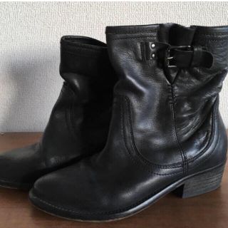 ザラ(ZARA)のZARA 本革エンジニアブーツ size37(ブーツ)