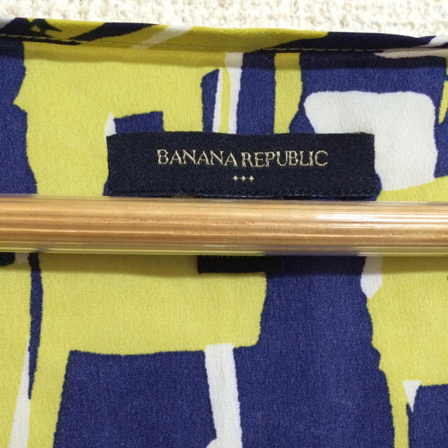 Banana Republic(バナナリパブリック)の新品同様BANANA REPUBLIC  レディースのトップス(シャツ/ブラウス(半袖/袖なし))の商品写真