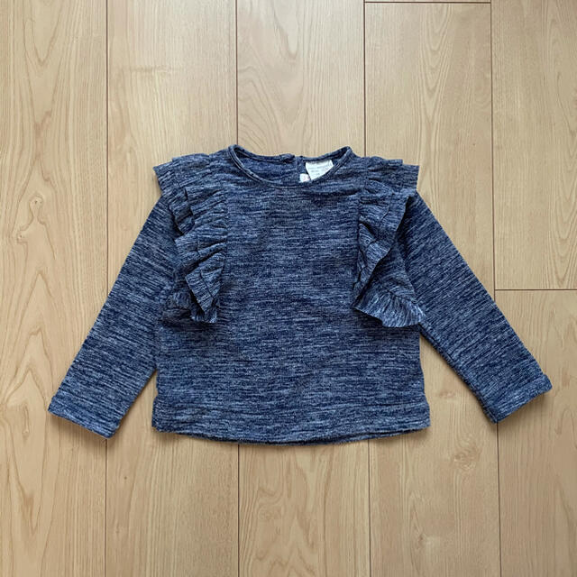 ZARA KIDS(ザラキッズ)のフリルカットソー　ザラベビー キッズ/ベビー/マタニティのベビー服(~85cm)(シャツ/カットソー)の商品写真